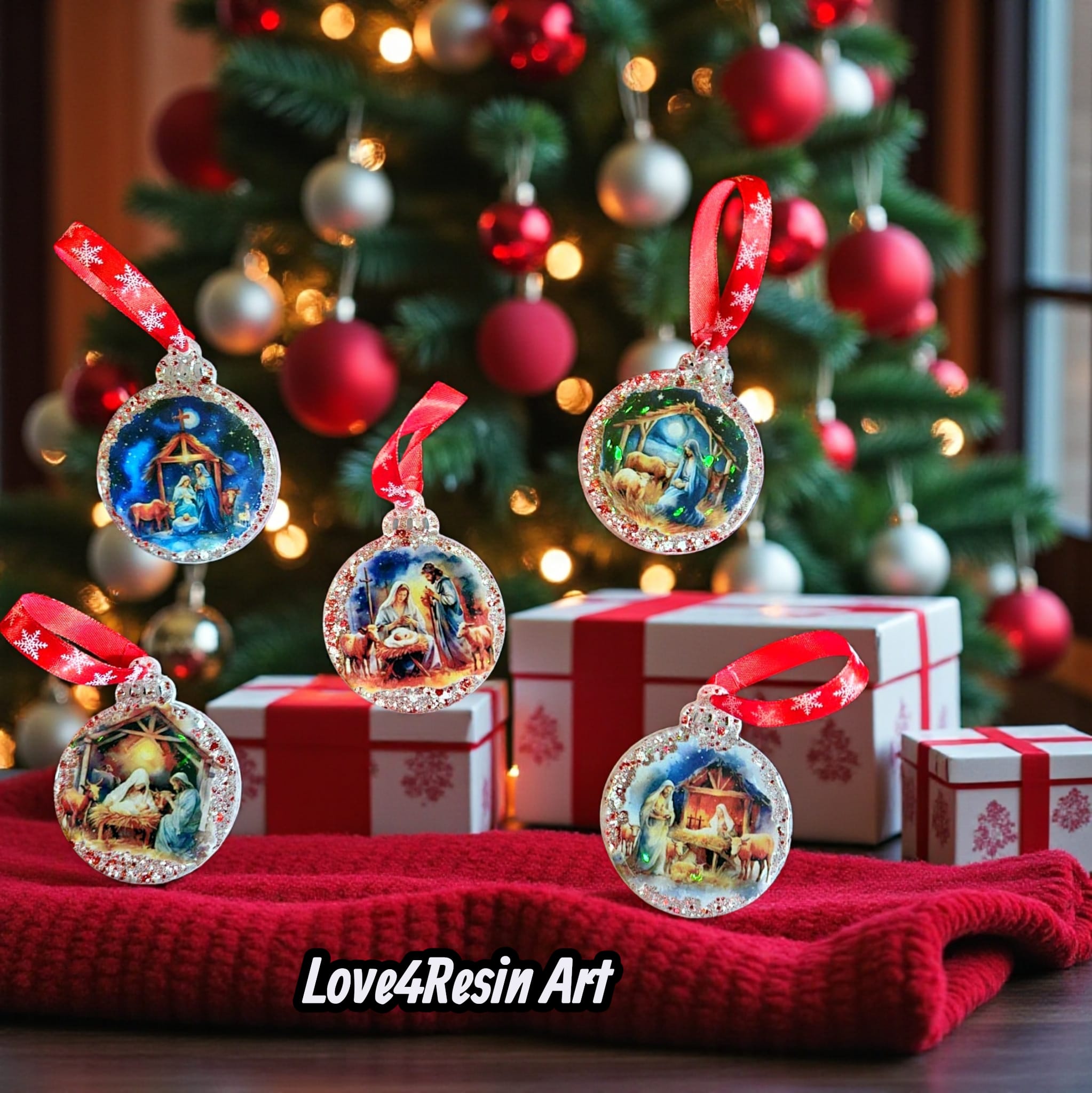 SET Scena nasterii - Globuri medii