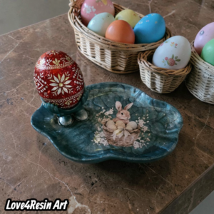 Tăviță ovală cu suport ou de Paște